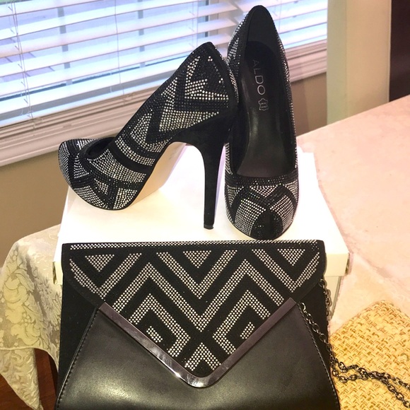 Aldo heels and matching clutch - Picture 5 of 5
